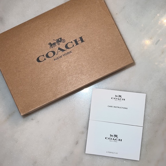 Coach Wristlet - Picture 5 of 5